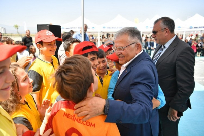 Kayseri Büyükşehir'den öğrencilere kariyer tavsiyeleri