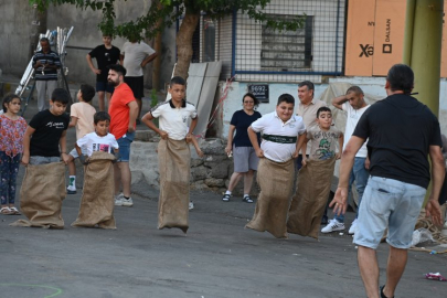 Karabağlar’ın sokakları neşe ve mutluluklar dolup taşıyor!